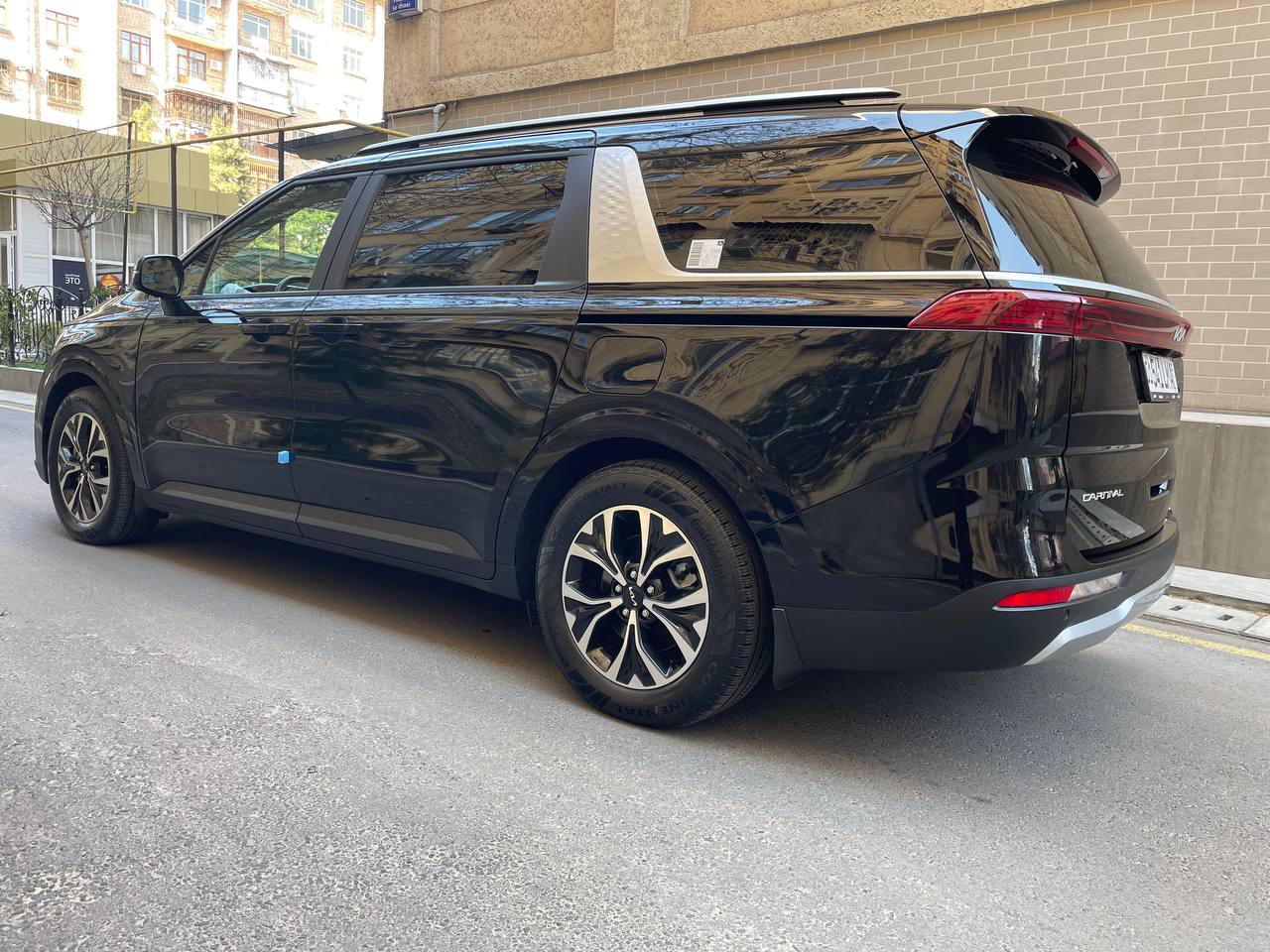 Kia Carnival 7 мест в Ташкенте — минивэн от INRENT