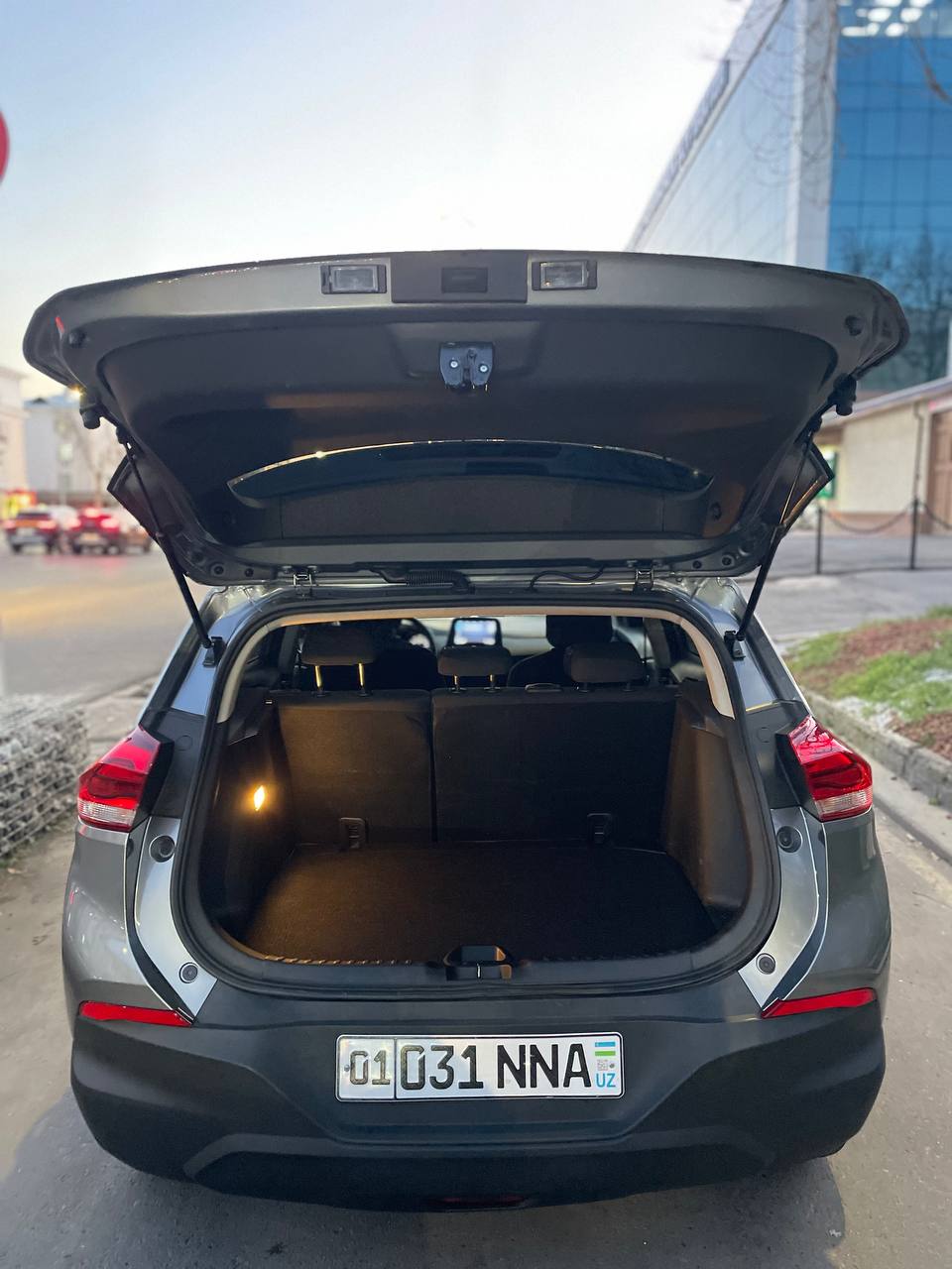 Chevrolet Tracker boot